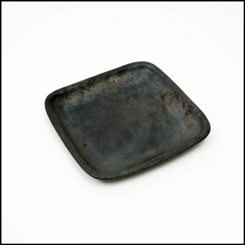 Assiette carrée Union Rustic Lekisa Stone
