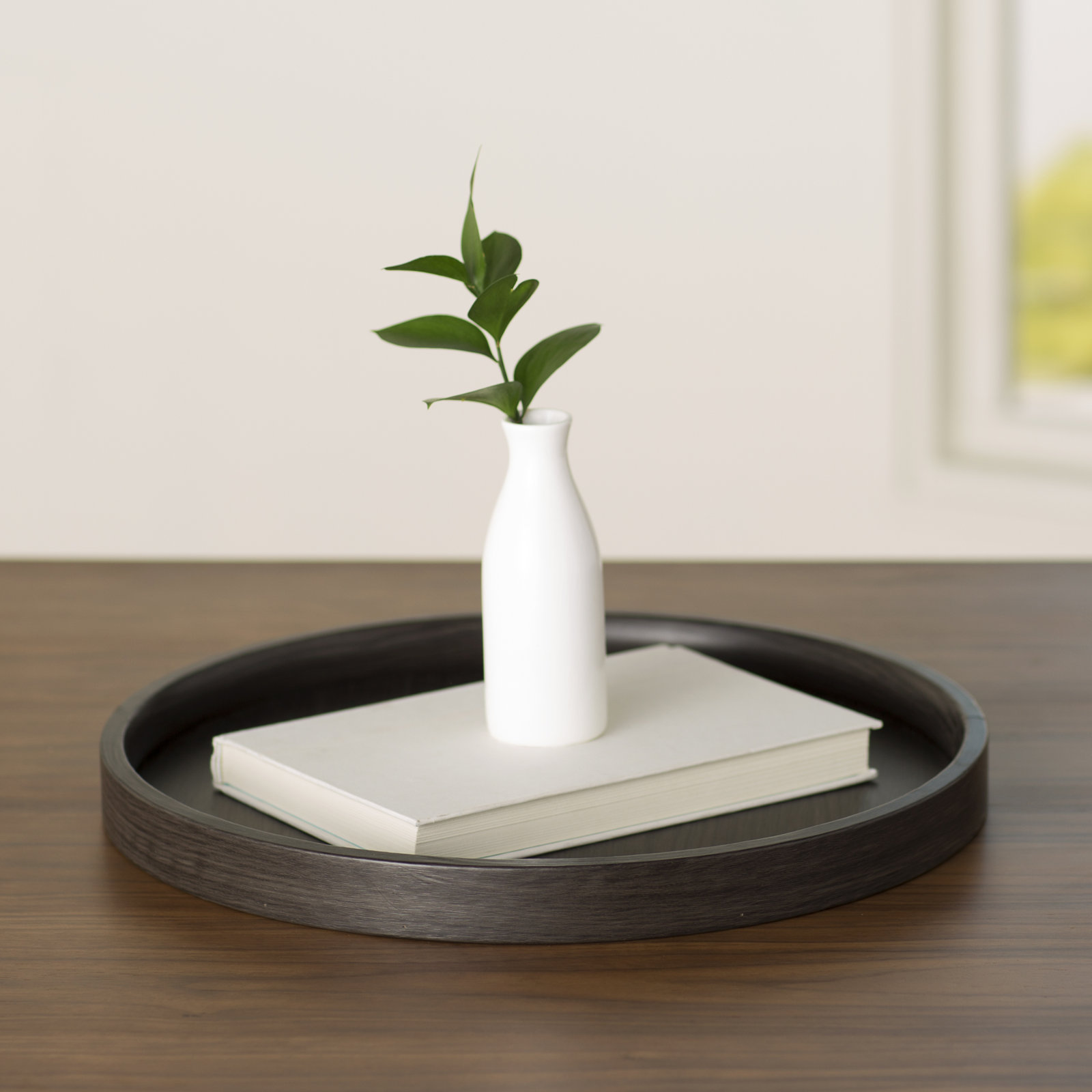 Hulme Round Vinyl Platter, Ebony