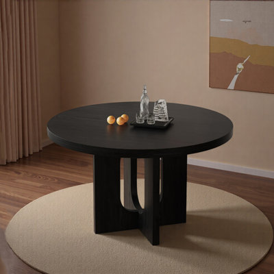 Simple Sturdy And Durable Round Dining Table