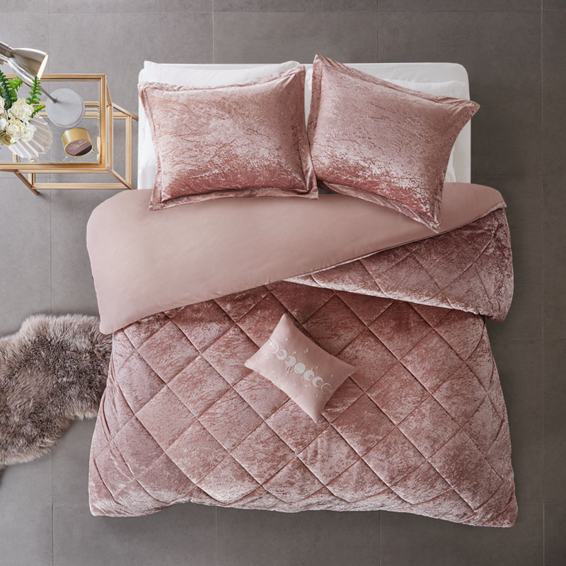 Ensembles de literie en velours de luxe, conception matelassée en polyester, style rosé glamour pour les chambres modernes
