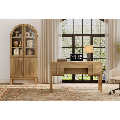 Ensemble de bureau 2 pièces, bureau de direction moderne de 53,5 po avec station de charge et tiroirs et bibliothèques arquées à 5 niveaux de hauteur de 71 po avec porte vitrée pour le salon, la chambre à coucher et le bureau à domicile