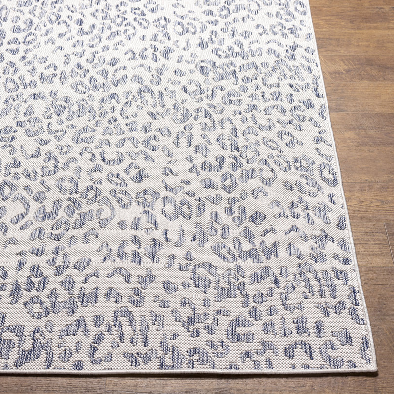 Tuareg Animal Print Indoor / Outdoor Rug, Rectangle 5'3" x 7'