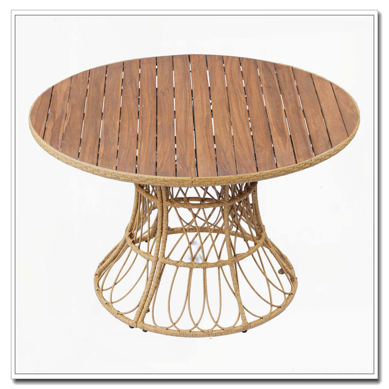 Table de salle à manger d'extérieur durable