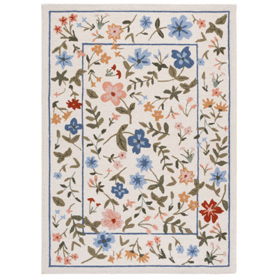 Hand-Tufted Wool Floral Outdoor Rug