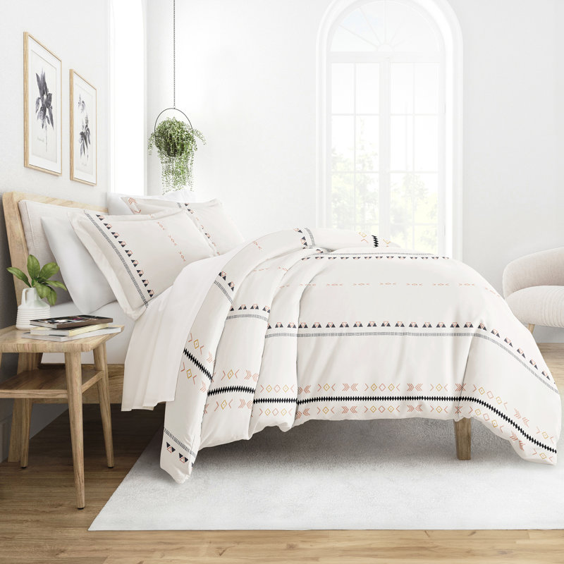 Clay and White Geo Lines Pattern Full/Queen Duvet Cover Set