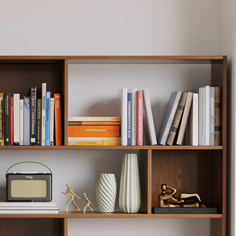 Une bibliothèque de belle qualité, (4 tablettes) H 78,7 po x l 39,3 po x P 11,8 po