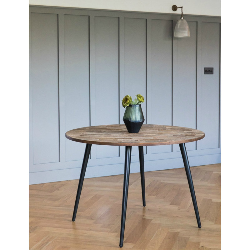 Mo Round Dining Table