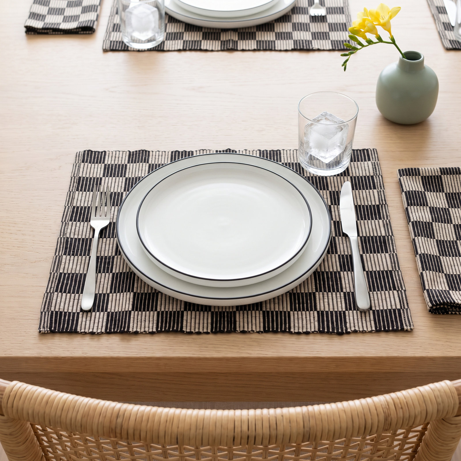 Handloomed Placemat, Black