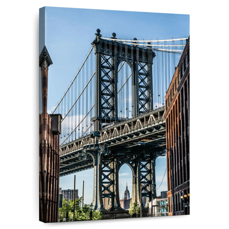 Lilie Manhattan Bridge Focus, 30" H x 20" W