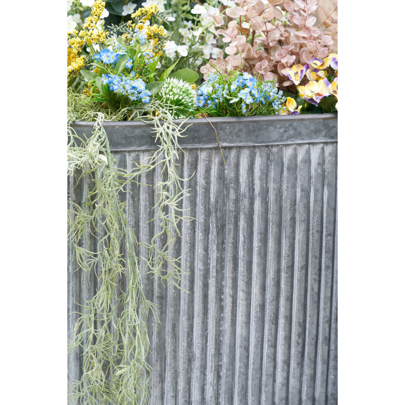 Bethke Metal Pot Planter