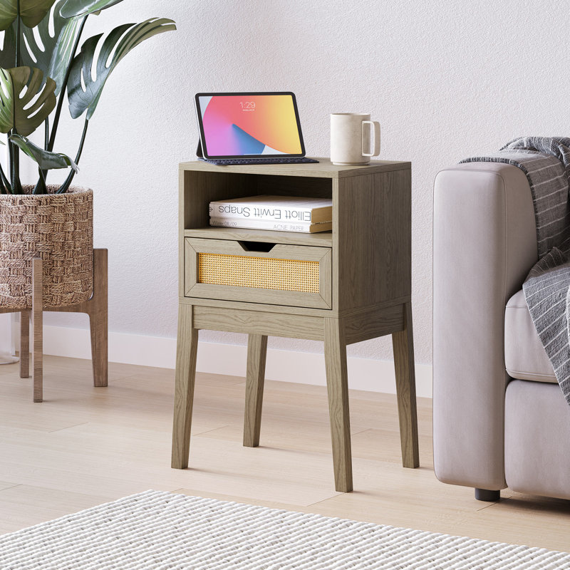 Lashuna End Table with Storage