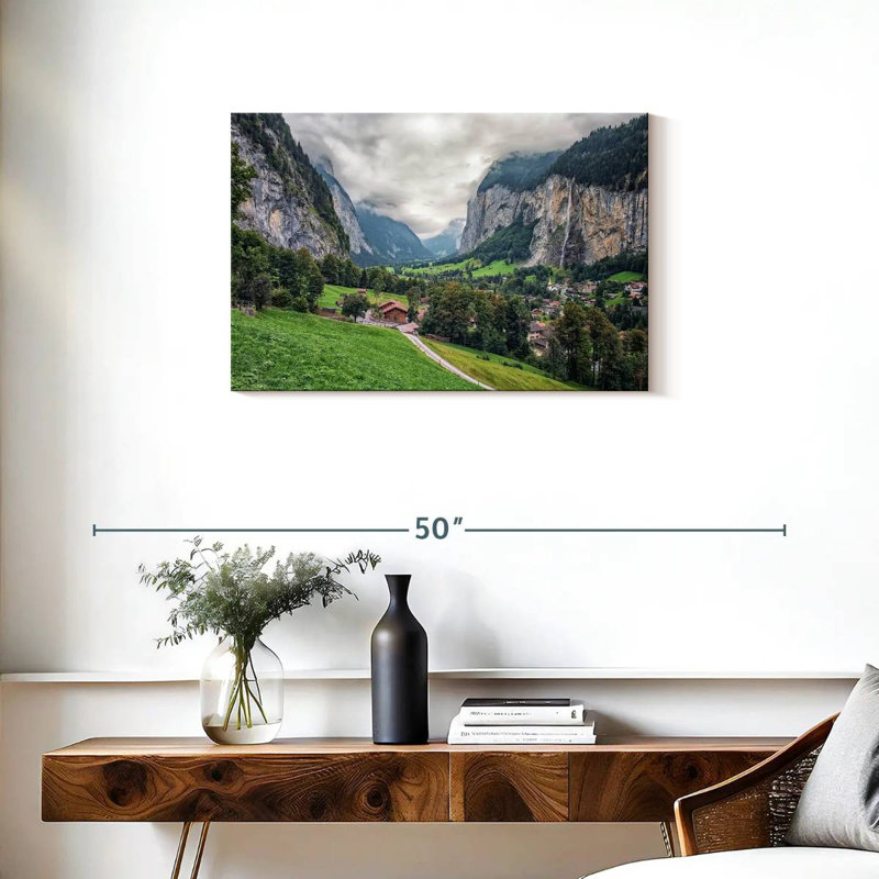 Petit camion de Lauterbrunnen en Suisse, H 20 po x l 30 po
