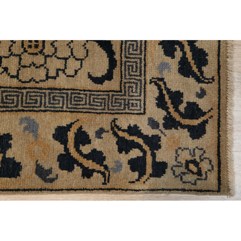 Ivory Hand-Knotted Wool Stylized Floral Symmetry Geometric Modern Contemporary Carpet Rug, 6' x 9'