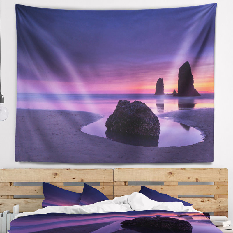 Tapisserie rocheuse mauve Seascape, H 32 po x l 39 po