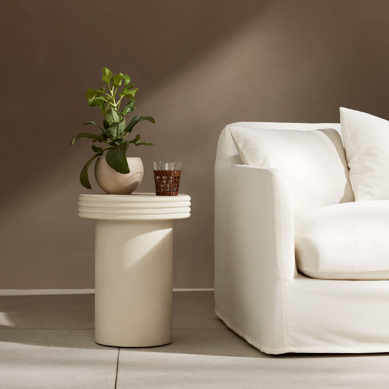 Grecia End Table