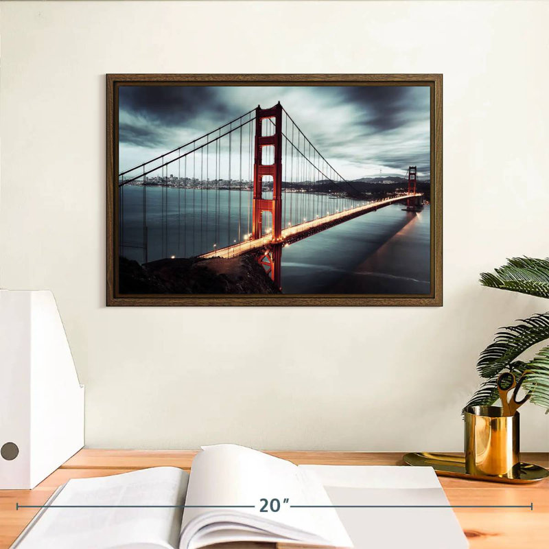 Nuage de tempête Golden Gate Bridge, 13 po x 9 po, Cadre flottant en noyer