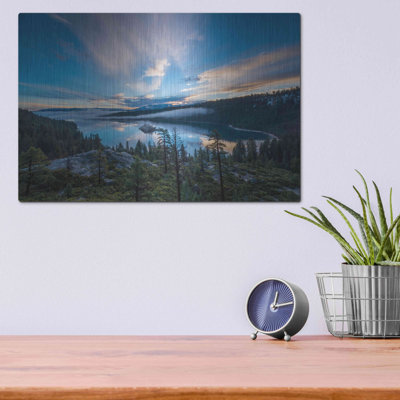 «Lake Tahoe Wilderness» par Edin Chavez - reproduction d'art non encadrée sur métal