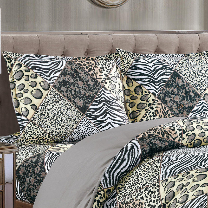 Queen Black and White Animal Print Down Comforter Set