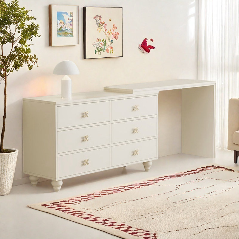 Ruthton, Cream White
