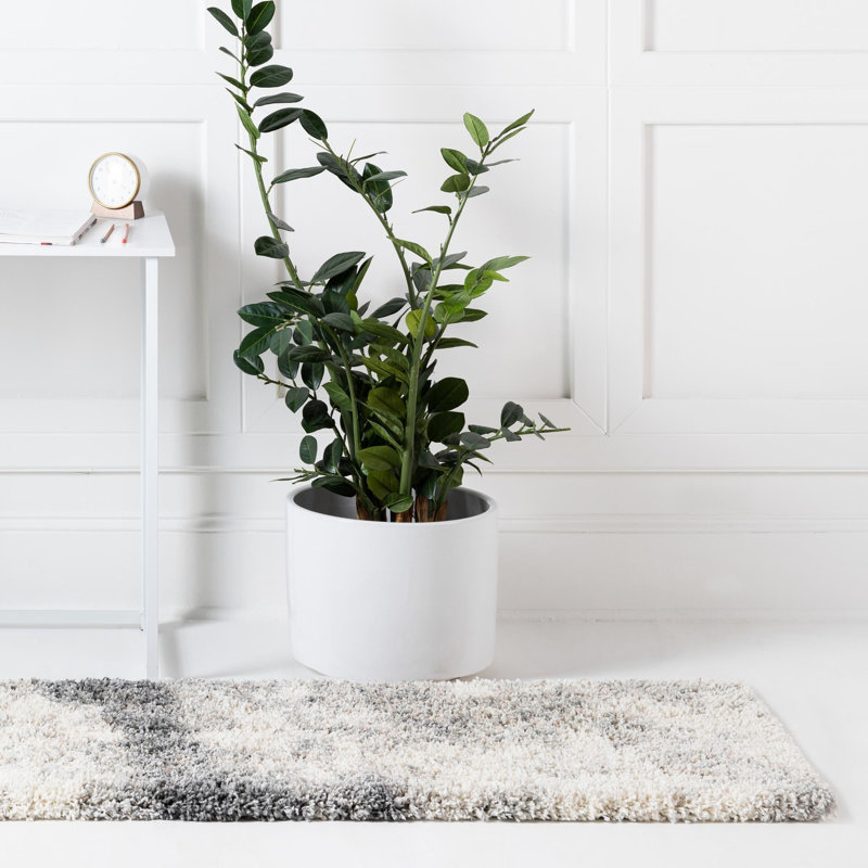Indoor Rug, Runner 2'7" x 10'