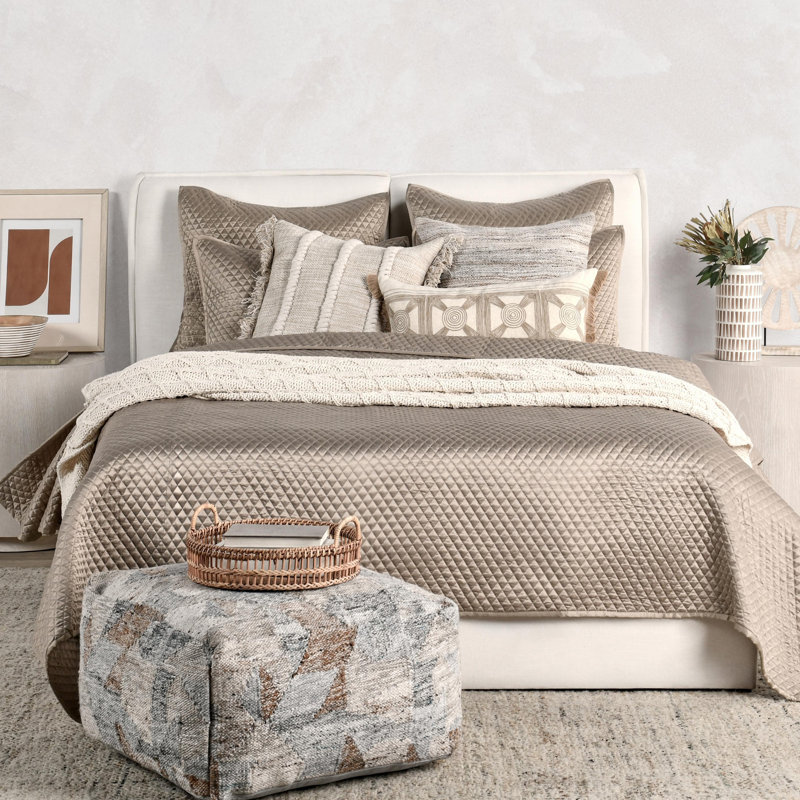 Winthrop Sateen Sham, King, Natural