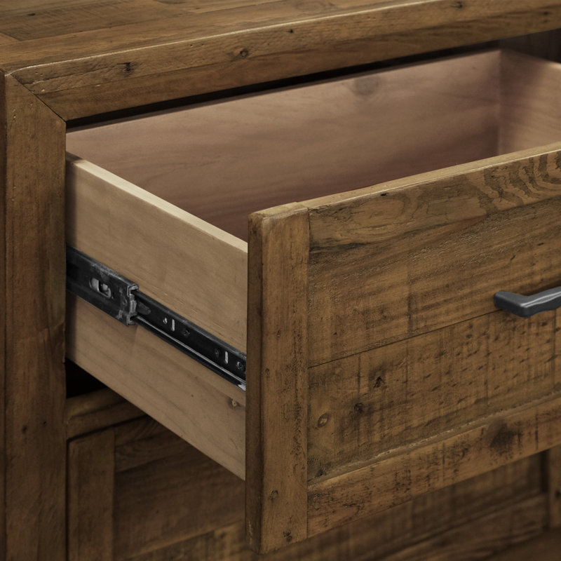 Commode brune à 7 tiroirs
