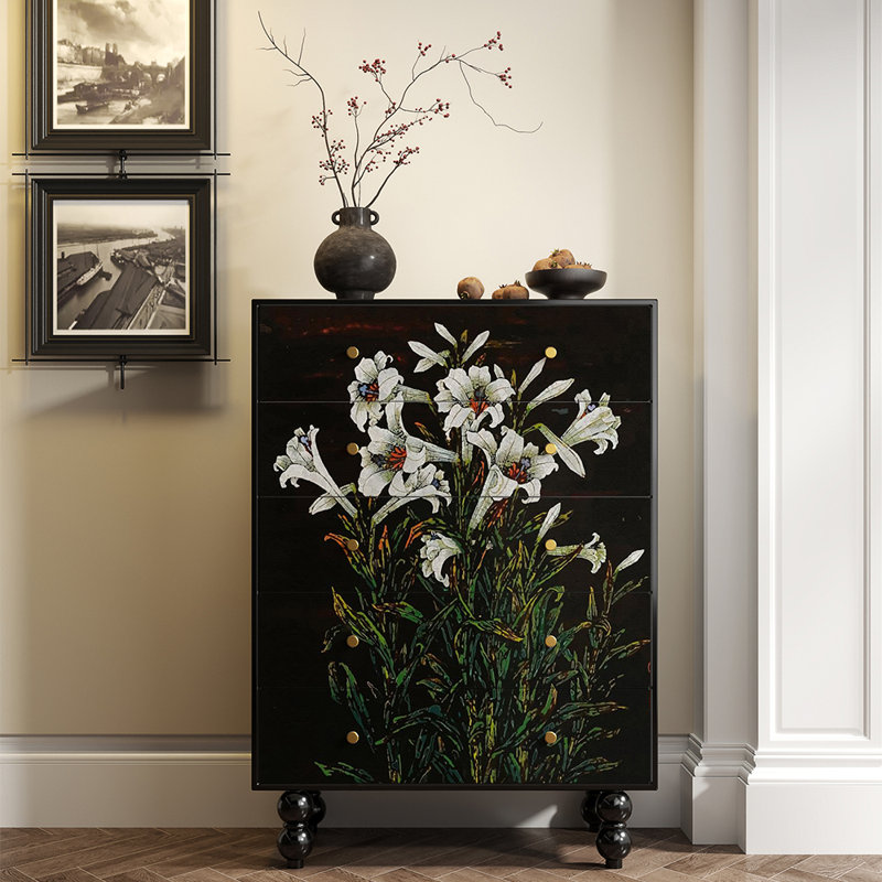 Une commode rétro de style français
