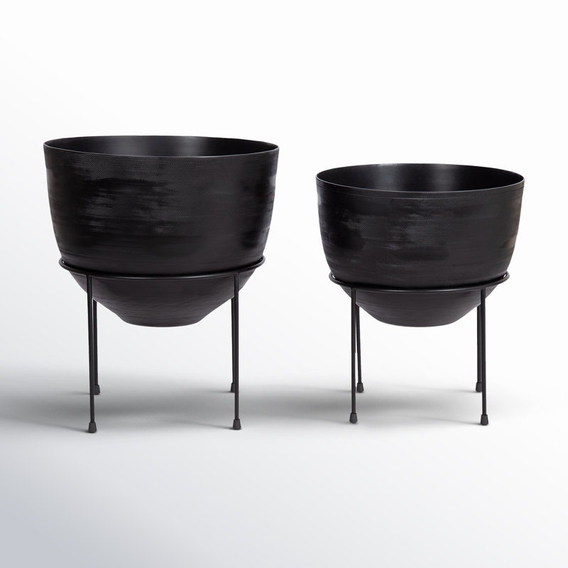 Beamon Metal Pot Planter - Set of 2, Black