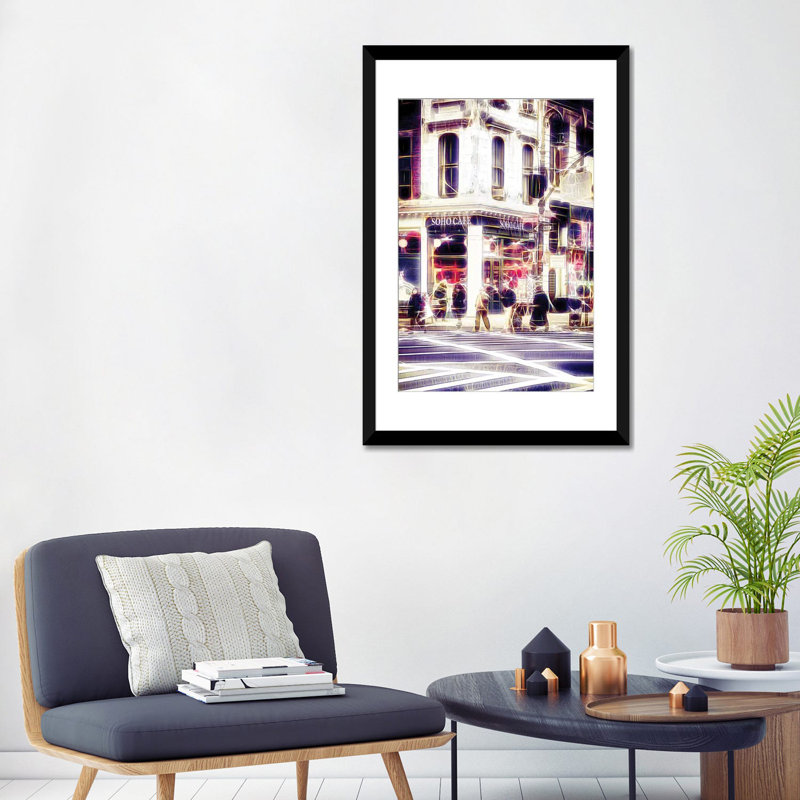 «Soho Café», impression sur toile, H 32 po x l 24 po x P 1 po, Papier d'art encadré noir, Blanc