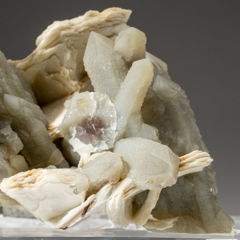 Quartz with Calcite from Chifeng, Inner Mongolia, China
