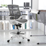 Chaise de bureau en filet transparent à dossier moyen avec accoudoirs rabattables Mignone