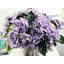 Agencement de rose et de fleurs mélangées en vase-789043759