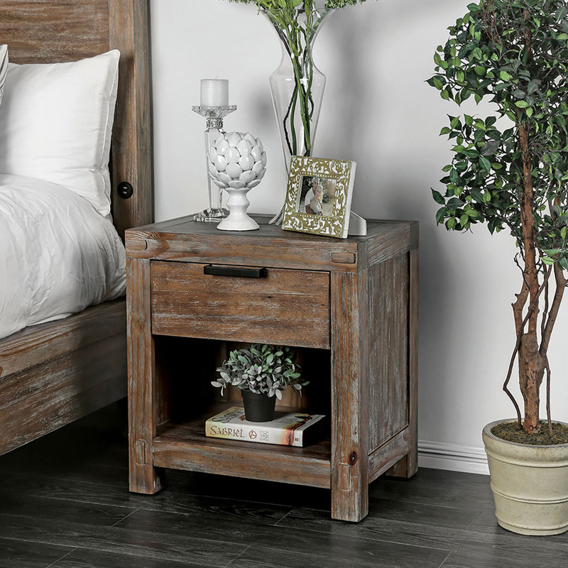 Truston Solid Wood Piece Bedroom Set