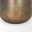 Vase en métal doré oxydé Lariah-287699070