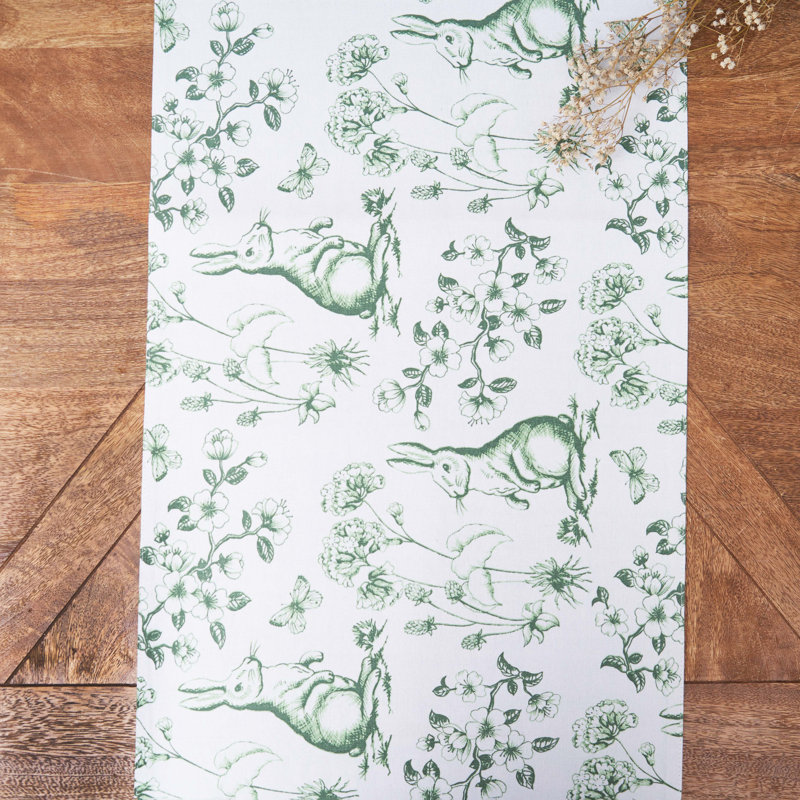 Davalt Bunny Toile Runner