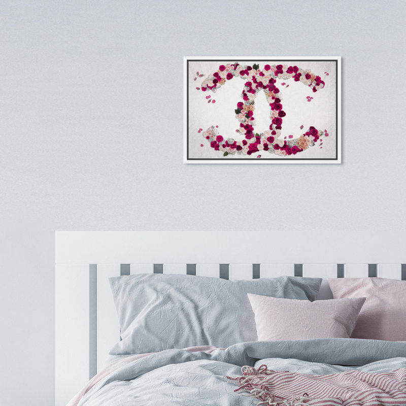 «Dreaming of Classic Beauty», impression sur toile tendue, H 15 po x l 10 po, Cadre blanc