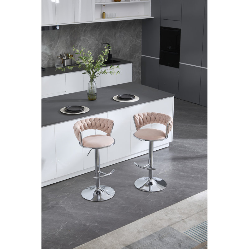 Tabourets de bar roses de 2, réglables en hauteur avec poignée relevable, base, revêtement en velours, coussin rembourré en mousse, structure en métal stable, méthode d'installation facile, capacité de poids de 300 lb, fabrication