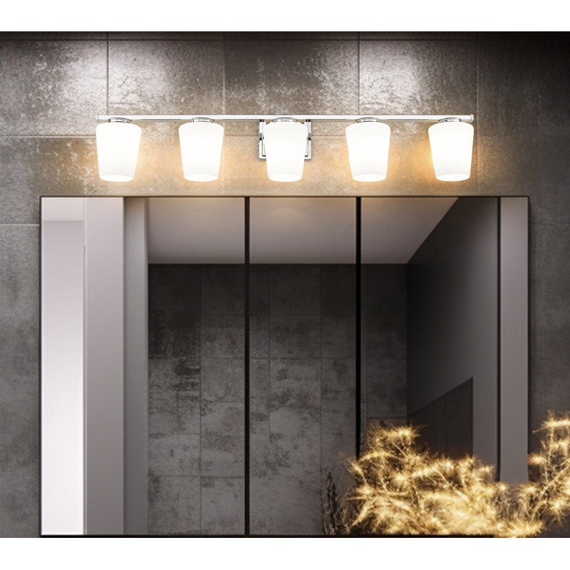Éclairage pour meuble-lavabo, 8" H x 42" W x 6.5" D
