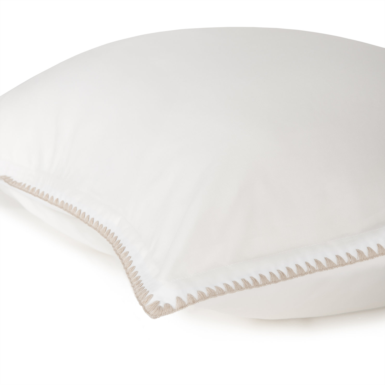 Poppy 100% Cotton Percale Shams, white/ latte, Euro