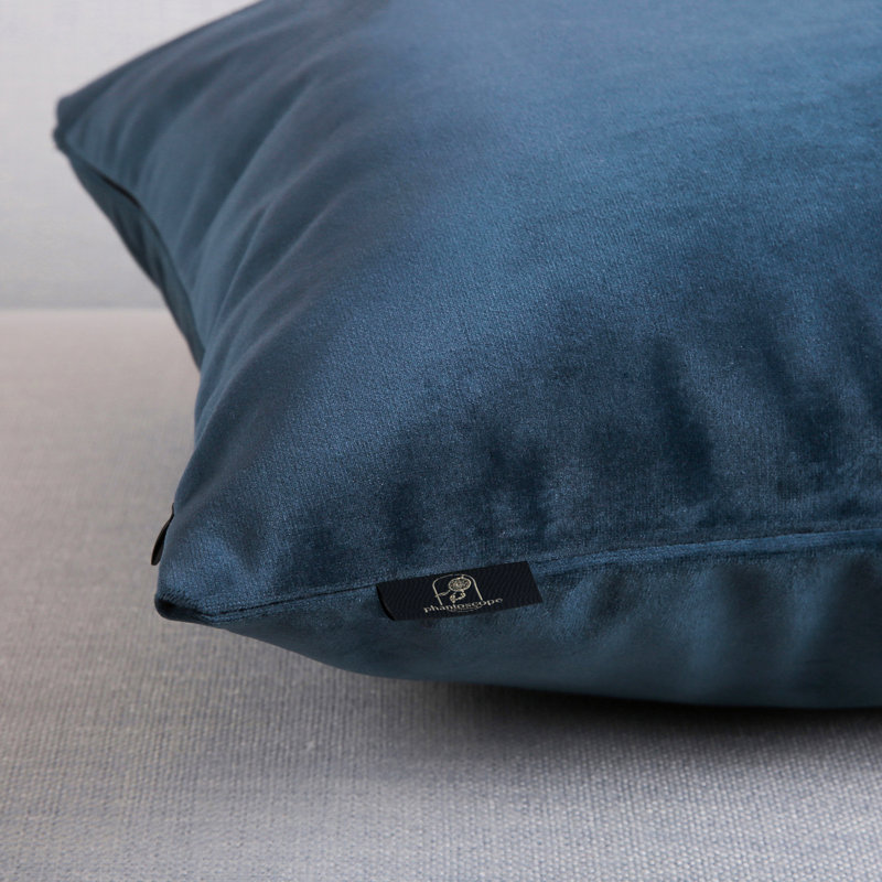Phantoscope 18" x 18" Dark Blue Velvet Throw Pillow Set