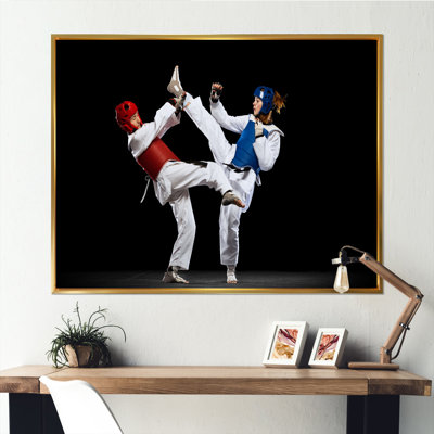 " Fight Of Taekwondo Photo "