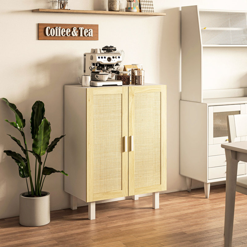 Armoire de rangement avec détails et design fonctionnel - Console blanche naturelle avec tablettes réglables, pour les espaces de vie