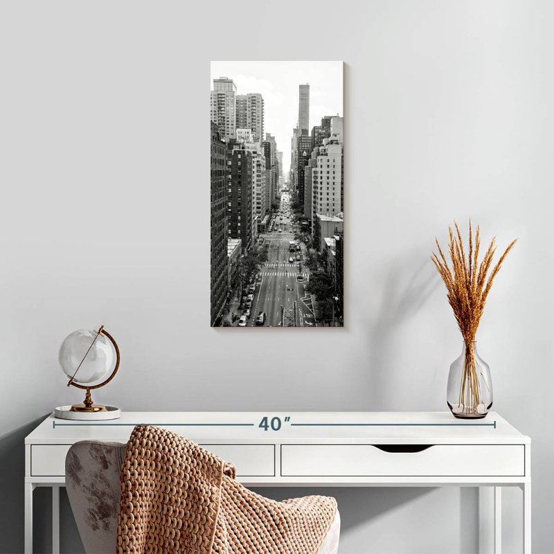 Point de vue de Manhattan, H 24 po x l 12 po