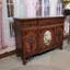 Buffet brun massif et bois manufacturé