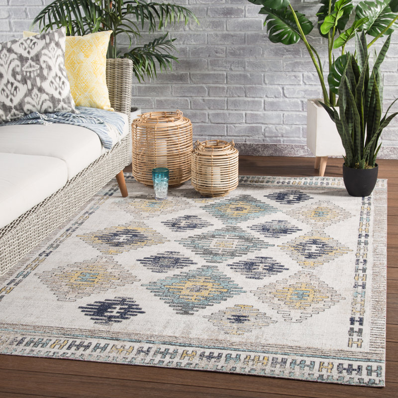 Sacoya Indoor / Outdoor Rug, Rectangle 9'10" x 14'