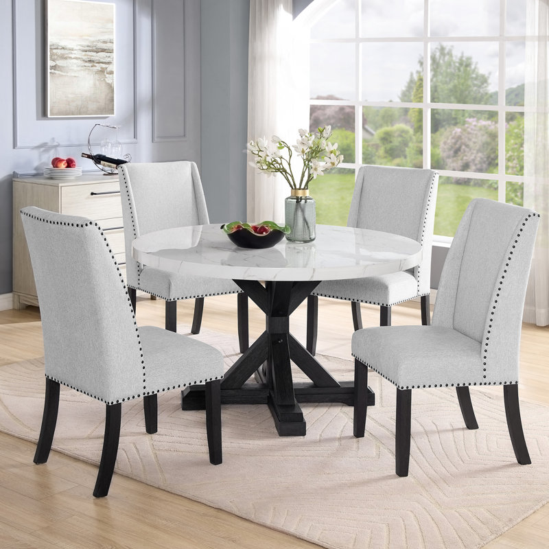Table de salle à manger ronde 54 po avec 4 chaises Hirima