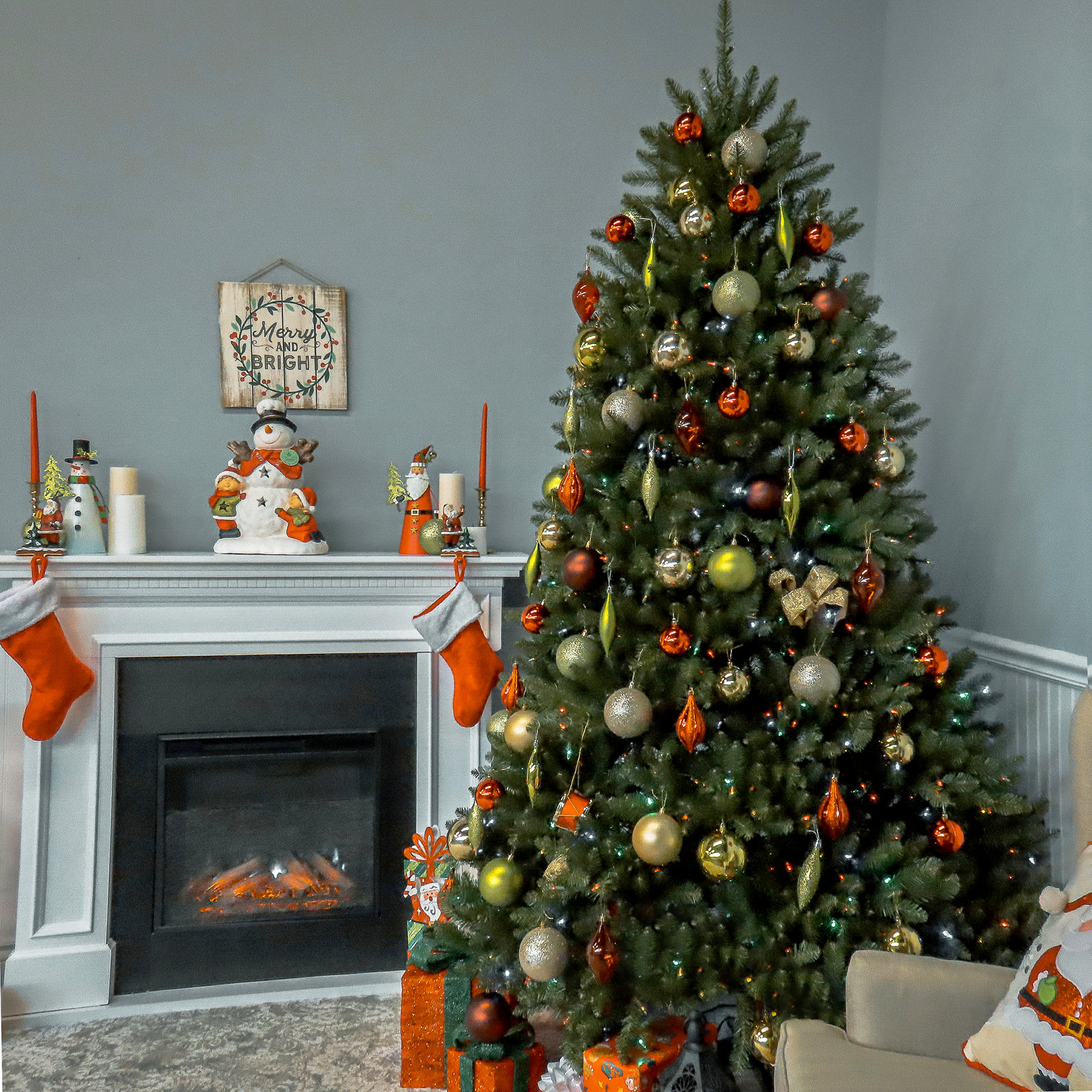 The Holiday Aisle® Dunhill Fir Tree with Multicolor Lights, 9' H