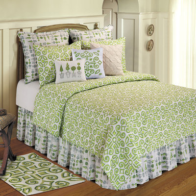 Boxwood Abbey Cotton Quilted Geometric Shapes Quilt