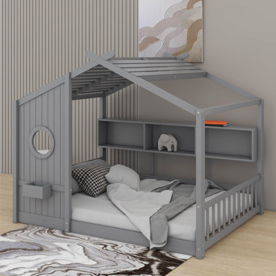 Lit double pleine grandeur avec tablettes de rangement, lit maisonnette avec toit
