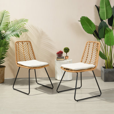 Chaise de patio avec coussin